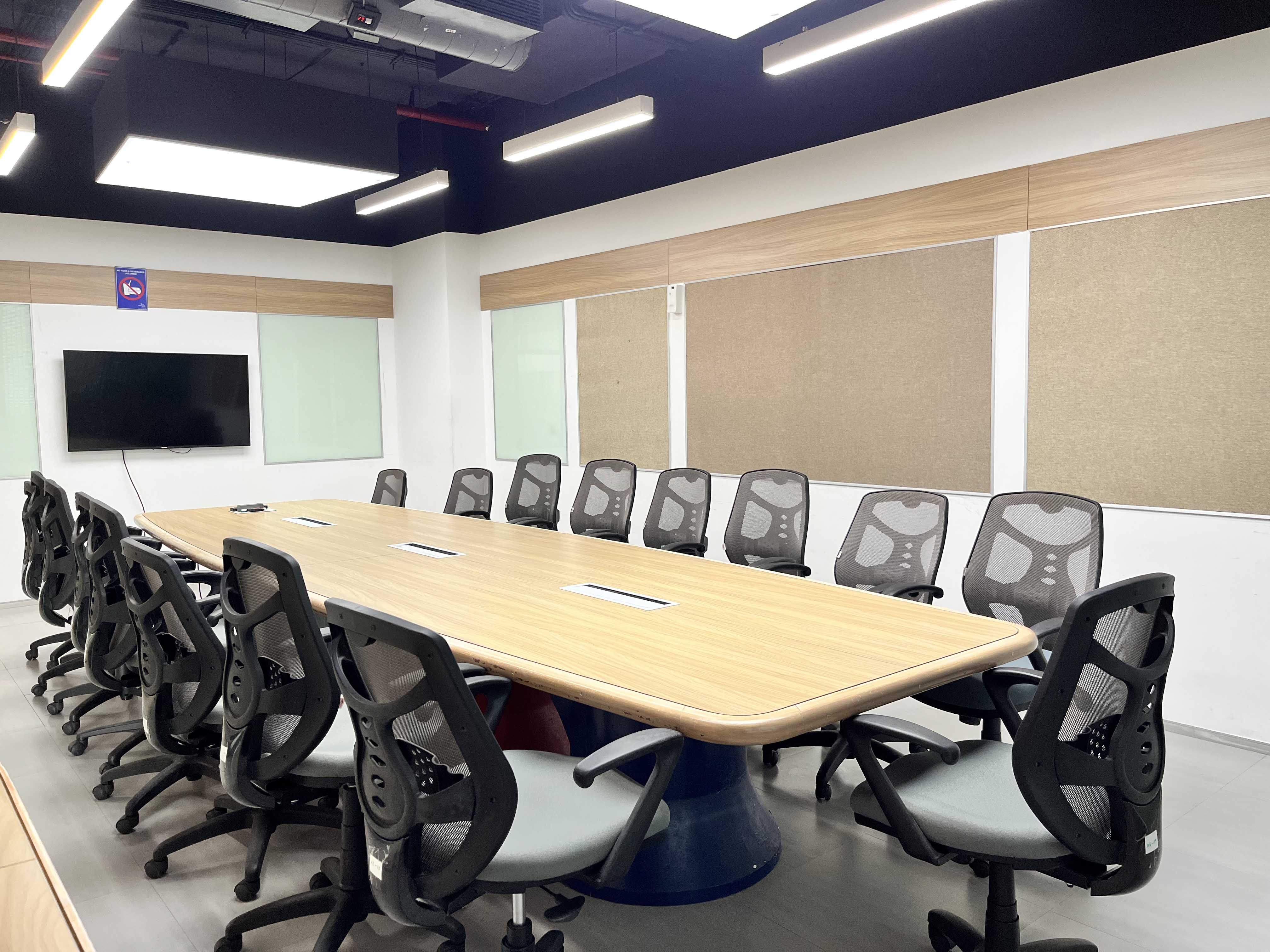 Elements Lounge (16 pax)