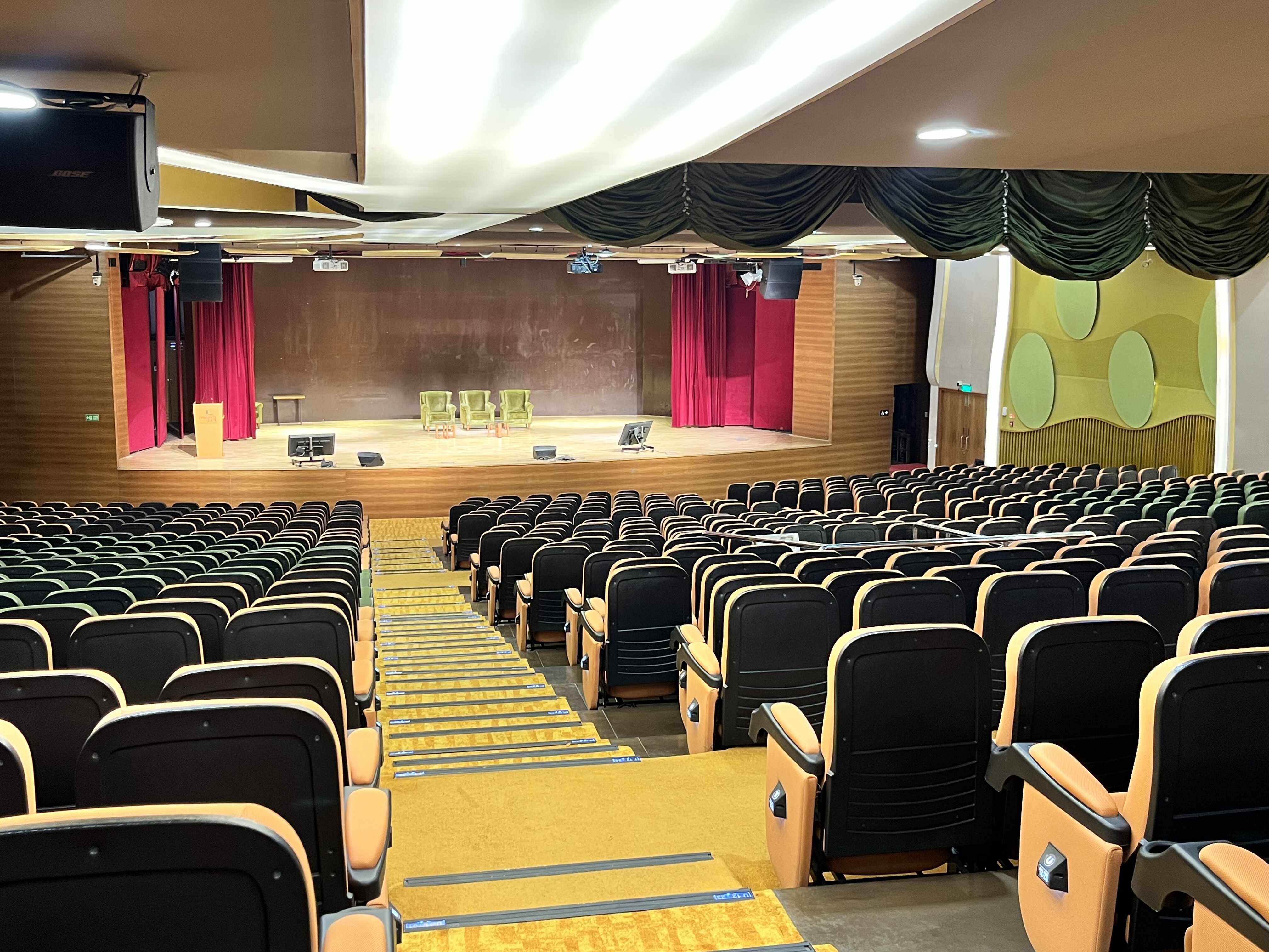 D7 Auditorium