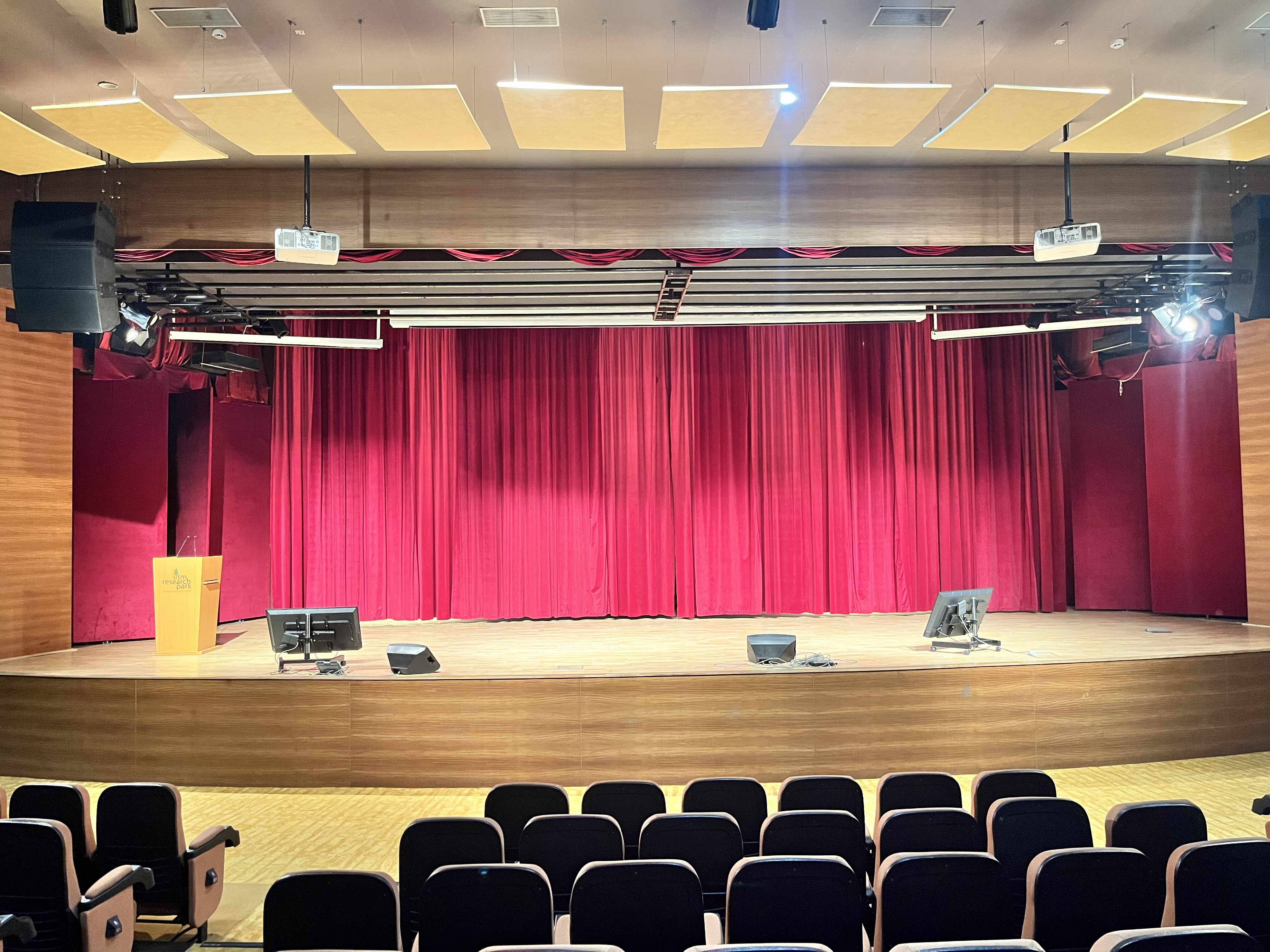 D7 Auditorium